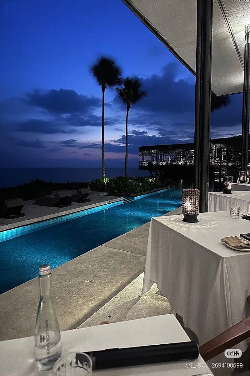 名爵电竞锦标赛驾驶舱激战瞬间